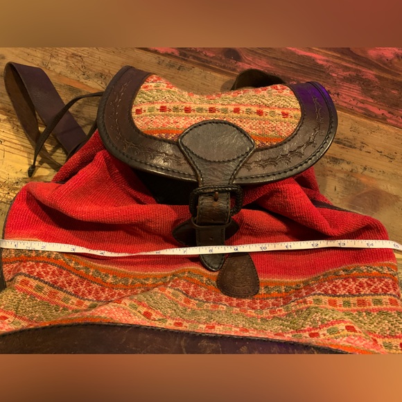 Vintage woven backpack - Picture 8 of 13